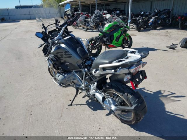 2017 BMW R1200 WB10A610XHZ654863 Photo 2