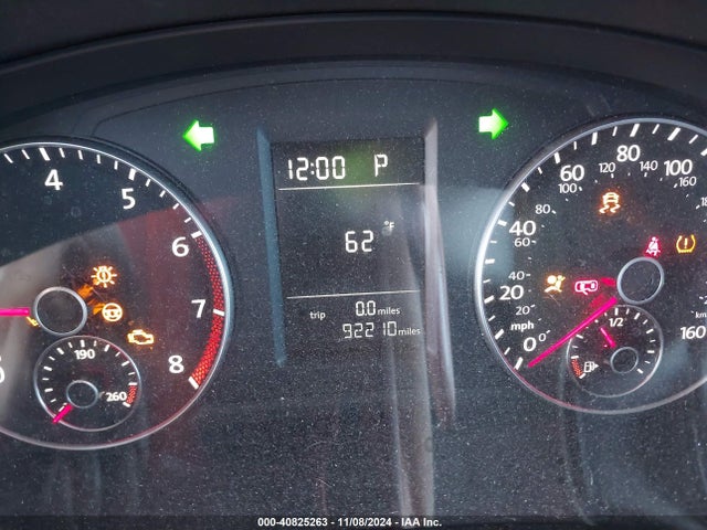 1VWAT7A3XEC111445 Volkswagen Passat 1.8t S
