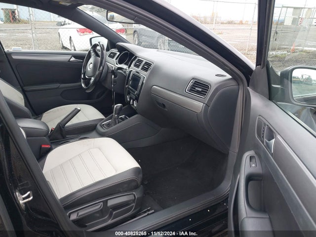 3VWD17AJ4GM338391 Volkswagen Jetta 1.8t Sport