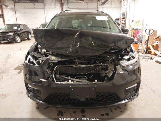 Chrysler Pacifica Touring L 2022 2C4RC1BG8NR195602 Image 13