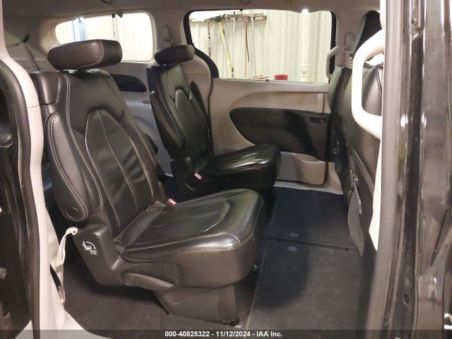 Chrysler Pacifica Touring L 2022 2C4RC1BG8NR195602 Image 8