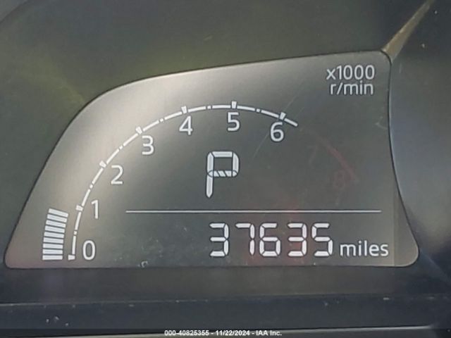 3MYDLBYV7KY503328 Toyota YARIS LE