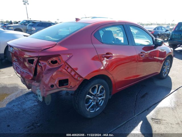 3MYDLBYV7KY503328 Toyota YARIS LE