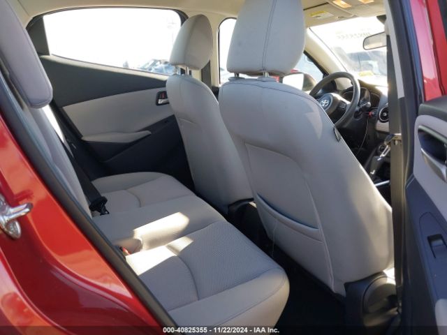 3MYDLBYV7KY503328 Toyota YARIS LE