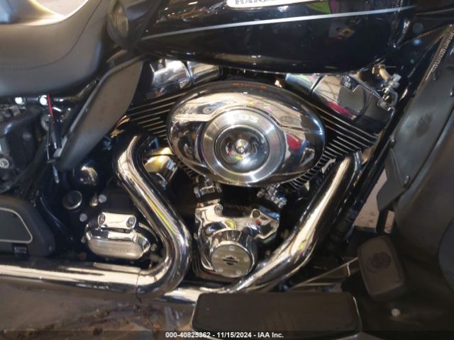 2012 HARLEY-DAVIDSON FLHTK 1HD1KEM17CB673499 Photo 7