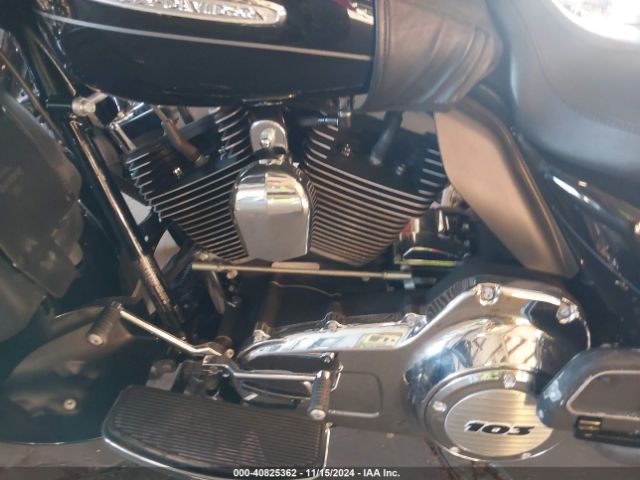 2012 HARLEY-DAVIDSON FLHTK 1HD1KEM17CB673499 Photo 8
