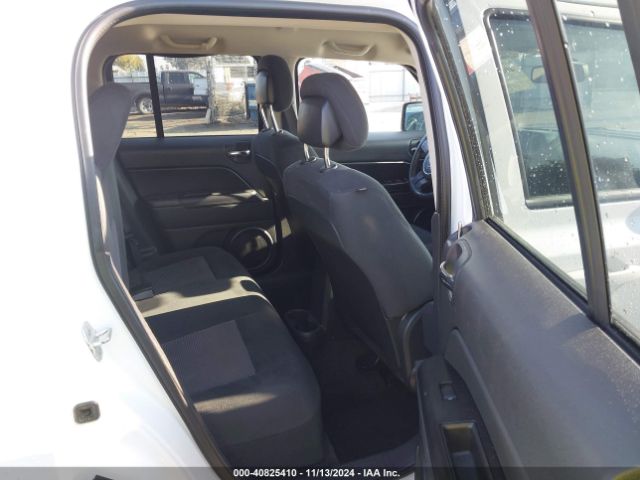 1C4NJRFB2ED884233 Jeep Patriot Latitude