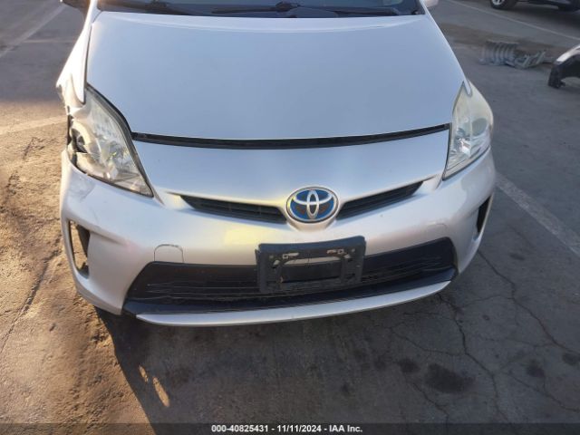 JTDKN3DU0F1880516 Toyota Prius
