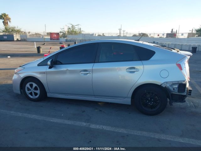 JTDKN3DU0F1880516 Toyota Prius