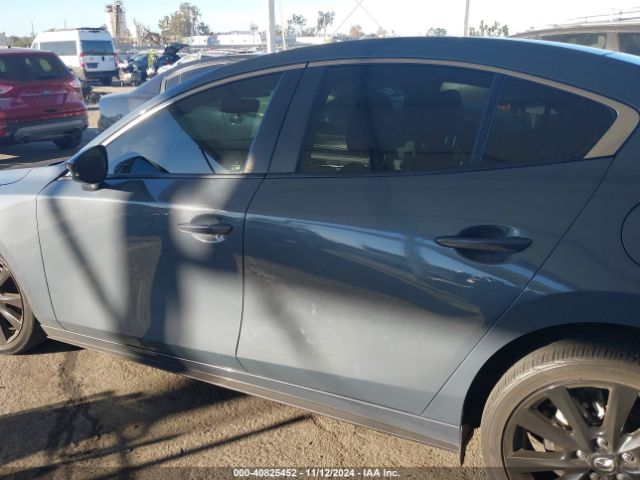 3MZBPACLONM3O3524 Mazda MAZDA3