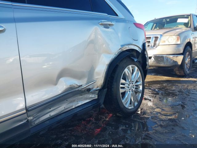 1GYKNCRS5HZ158349 Cadillac Xt5 Premium Luxury
