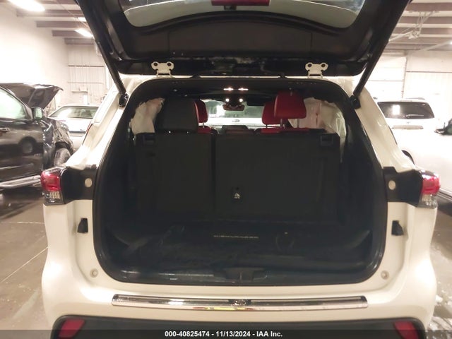 Toyota Highlander Xse 2021 5TDJZRBH5MS060828 Image 17