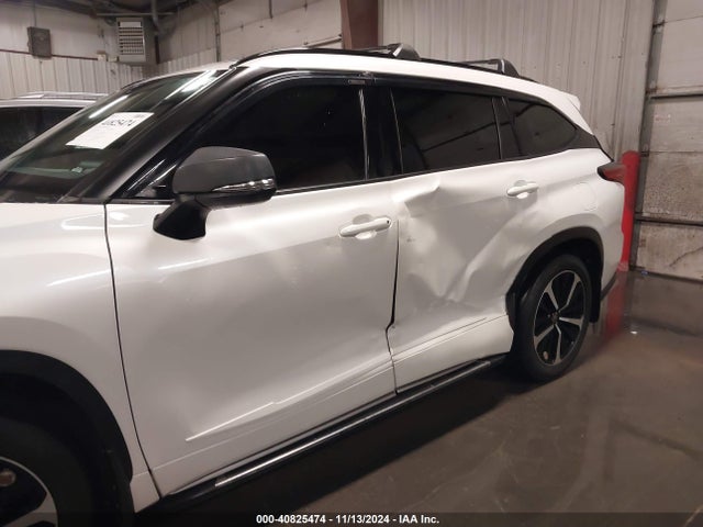 Toyota Highlander Xse 2021 5TDJZRBH5MS060828 Image 6