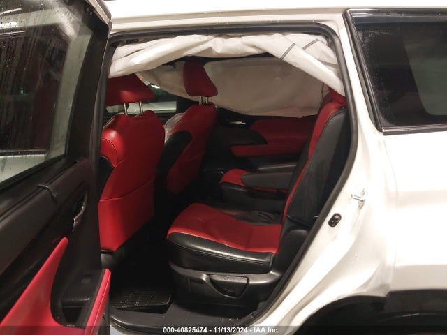 Toyota Highlander Xse 2021 5TDJZRBH5MS060828 Image 8