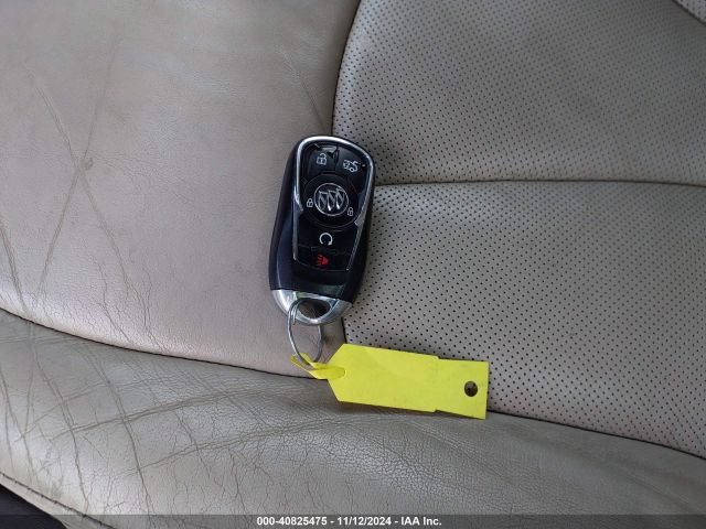 1G4ZP5SS5JU128898 Buick Lacrosse Essence