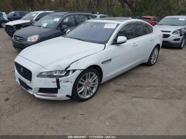2016 JAGUAR XF SAJBK4BV2GCY23722 Photo 1
