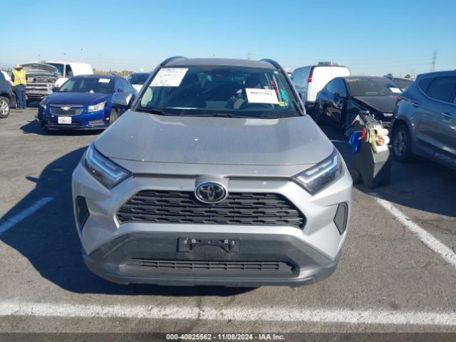 2T3W1RFV1NW220121 Toyota Rav4 Xle