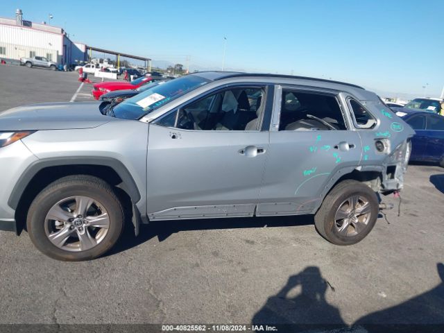 2T3W1RFV1NW220121 Toyota Rav4 Xle