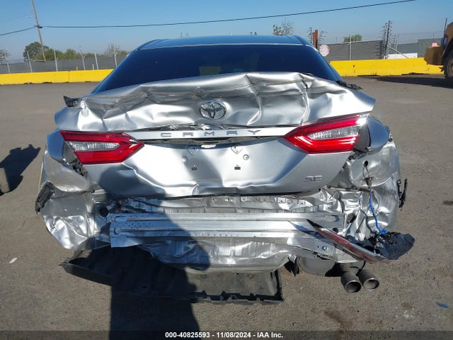 Toyota CAMRY SE 2018 4T1B11HK0JU586111 Image 15