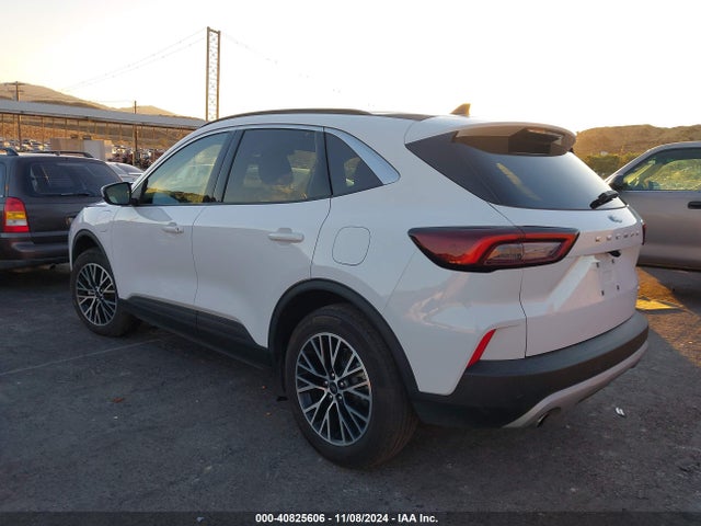 Ford Escape Phev 2023 1FMCU0E13PUA91279 Image 3