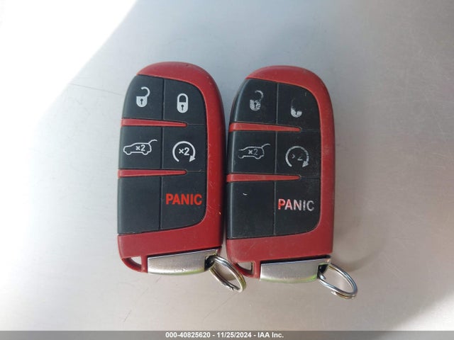 1C4RJFN92KC797822 Jeep Grand Cherokee Trackhawk 4x4