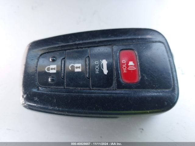 4T1B21HK8JU002129 Toyota Camry Hybrid Se