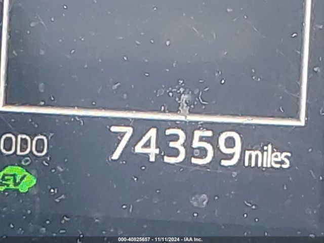 4T1B21HK8JU002129 Toyota Camry Hybrid Se