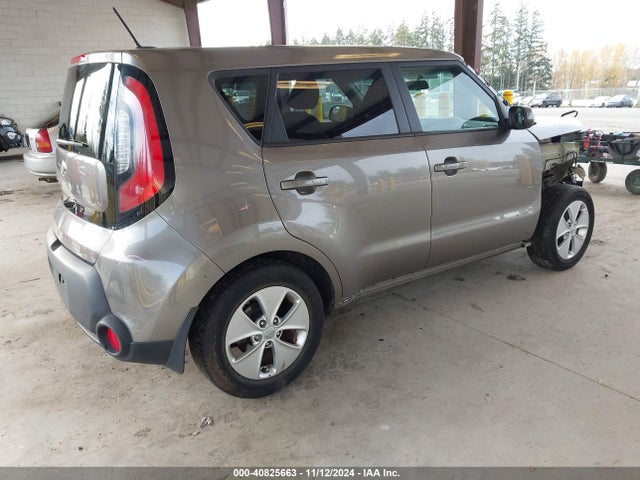 KIA Soul 2016 KNDJN2A29G7358961 Image 4