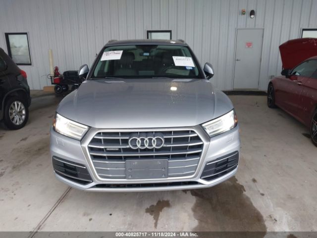 WA1ANAFY4J2084736 Audi Q5 2.0t Premium/2.0t Tech Premium