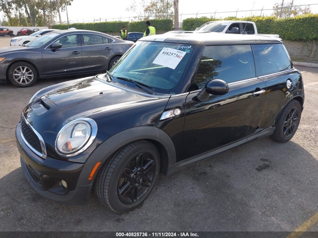 2012 MINI COOPER S WMWSV3C52CTY19031 Photo 1