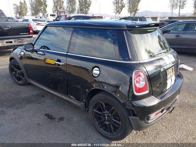 2012 MINI COOPER S WMWSV3C52CTY19031 Photo 2