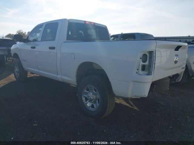 3C6UR5CL5NG418669 RAM 2500 Tradesman  4x4 6'4 Box