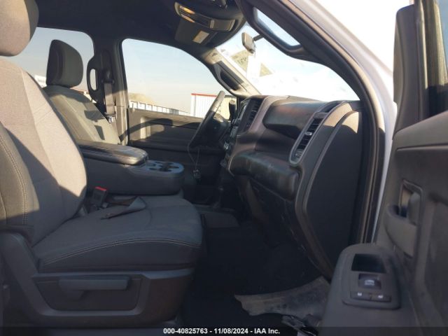 3C6UR5CL5NG418669 RAM 2500 Tradesman  4x4 6'4 Box