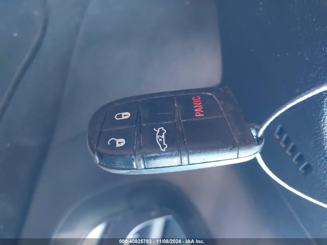 Chrysler 200 Limited 2016 1C3CCCABXGN149734 Image 11