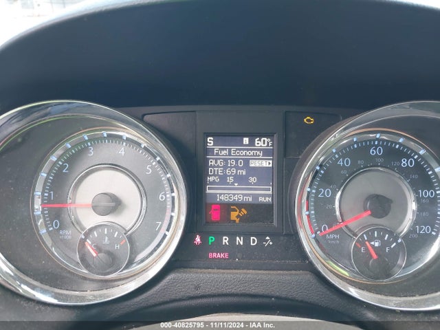 2C4RC1BG7ER326678 Chrysler Town & Country Touring