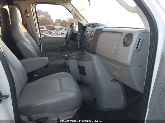 Ford E-250 Commercial 2014 1FTNE2EL6EDA22638 Image 5