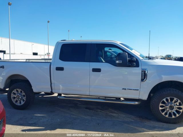 1FT7W2BT4NEE75998 Ford F-250 Xl