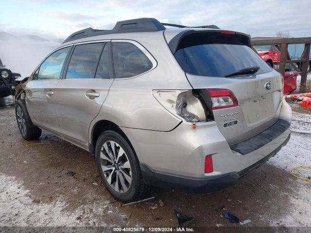 Subaru Outback 2.5i Limited 2015 4S4BSBNC5F3279854 Image 3