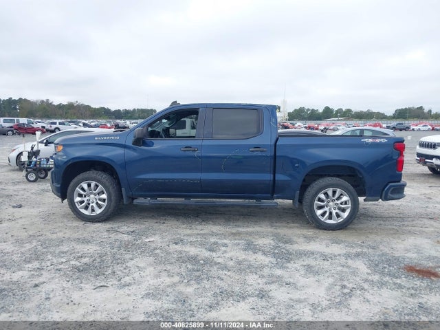 Chevrolet Silverado 1500 4wd  Short Bed Custom 2021 3GCPYBEK7MG323945 Image 14