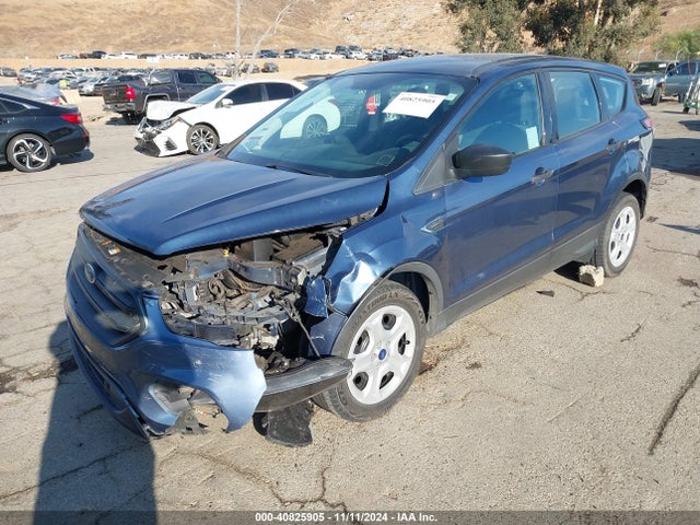 Ford ESCAPE S 2018 1FMCU0F75JUA86305 Image 2