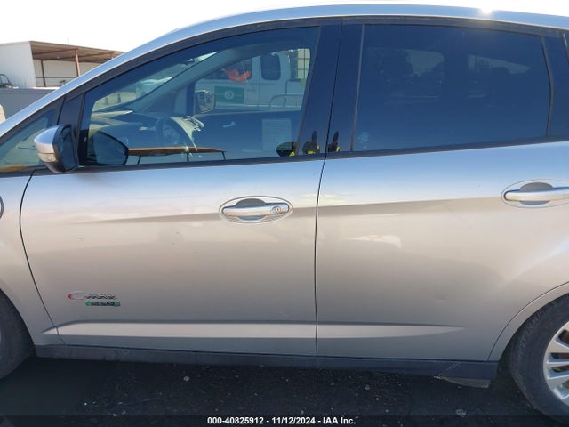Ford C-max Energi Se 2017 1FADP5EU2HL103829 Image 14