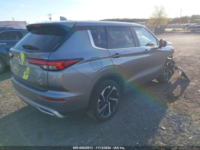 2022 MITSUBISHI OUTLANDER JA4J3UA80NZ024822 Photo 3