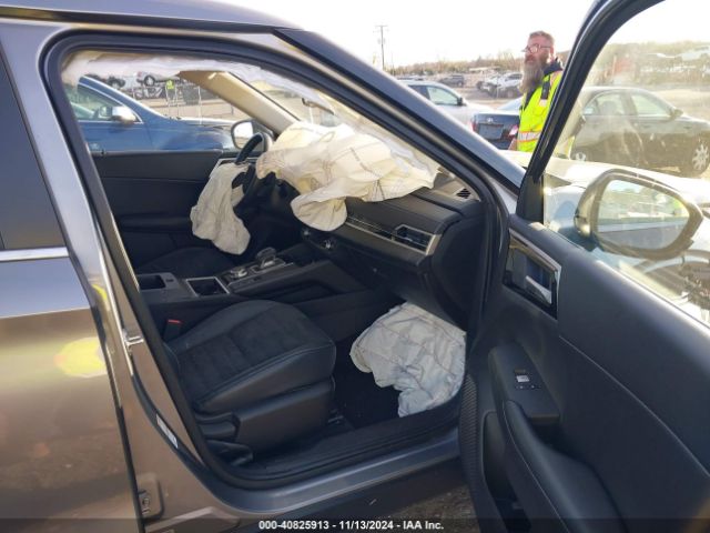 2022 MITSUBISHI OUTLANDER JA4J3UA80NZ024822 Photo 4