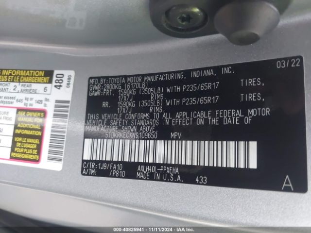 5TDKRKECXNS109650 Toyota SIENNA LE
