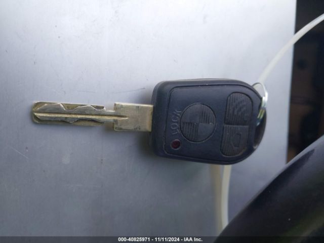 2002 BMW Z3 4USCN33432LM05568 Photo 10