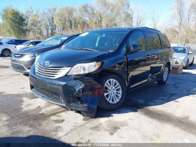 5TDYK3DC8FS680416 Toyota Sienna Xle/limited