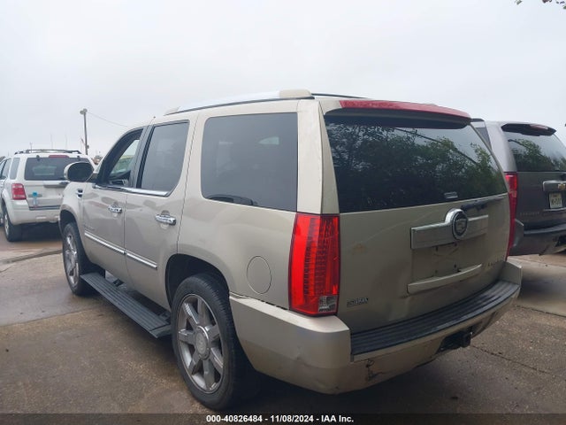 2009 CADILLAC ESCALADE 1GYFC23209R238797 Photo 2