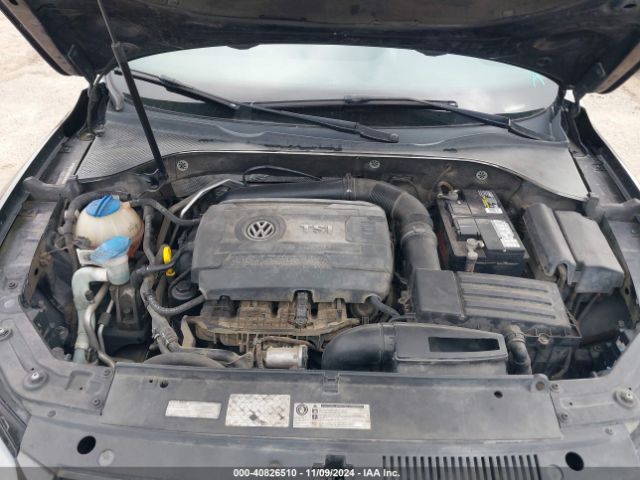 1VWAT7A33EC101730 Volkswagen Passat 1.8t Wolfsburg Edition