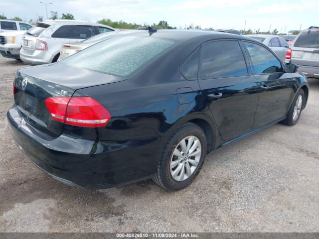 1VWAT7A33EC101730 Volkswagen Passat 1.8t Wolfsburg Edition