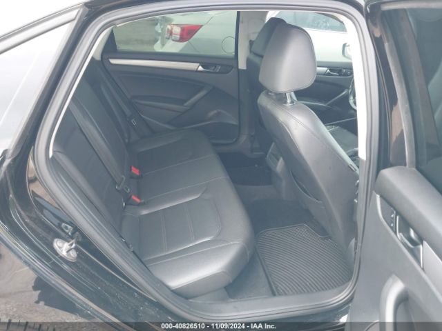 1VWAT7A33EC101730 Volkswagen Passat 1.8t Wolfsburg Edition